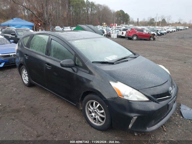 Toyota Prius V Two 2014 JTDZN3EU9E3326262 Image 13