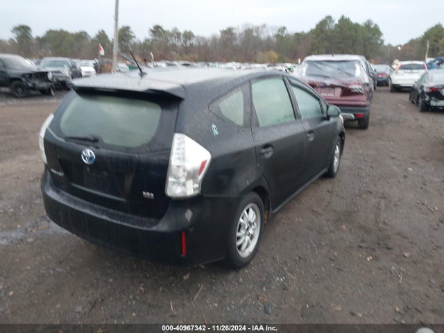 Toyota Prius V Two 2014 JTDZN3EU9E3326262 Image 4