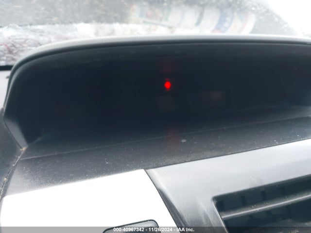 Toyota Prius V Two 2014 JTDZN3EU9E3326262 Image 7