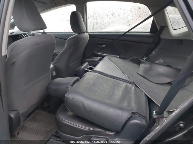 Toyota Prius V Two 2014 JTDZN3EU9E3326262 Image 8