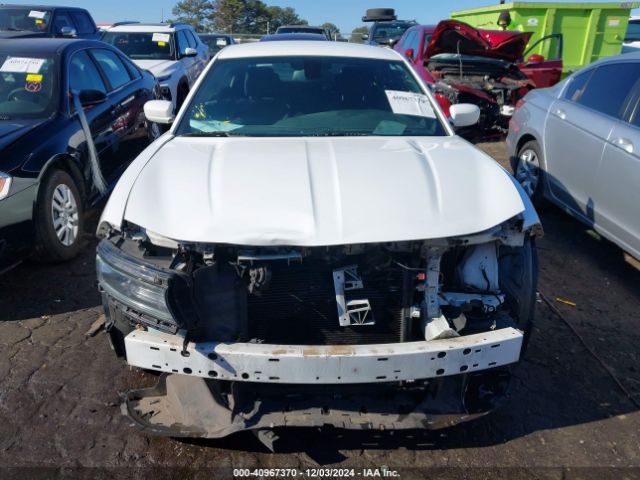 2C3CDXBG8GH293273 Dodge Charger Se