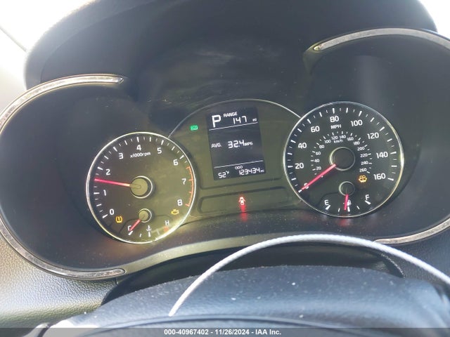 KIA FORTE LX 2017 3KPFK4A74HE087203 Image 7