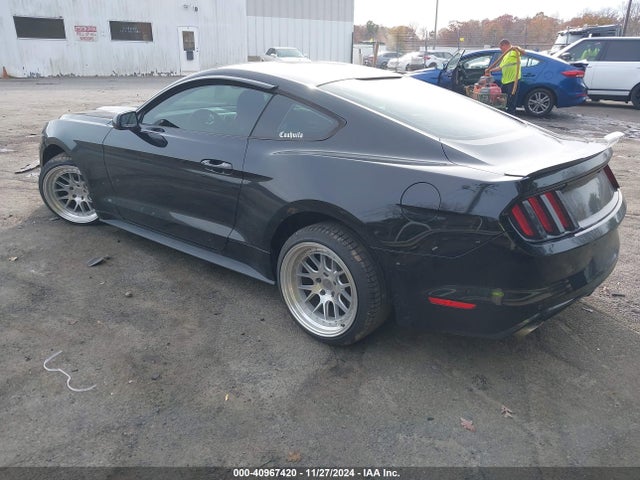 1FA6P8AM7G5337547 Ford Mustang V6