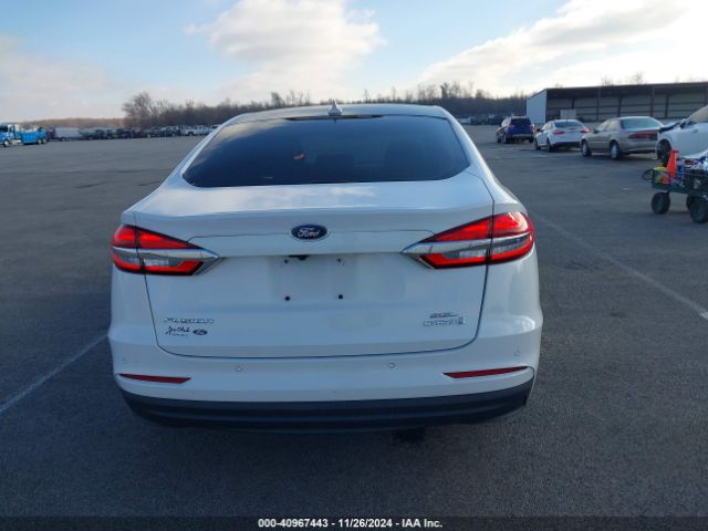3FA6P0MU3KR181719 Ford Fusion Hybrid Sel