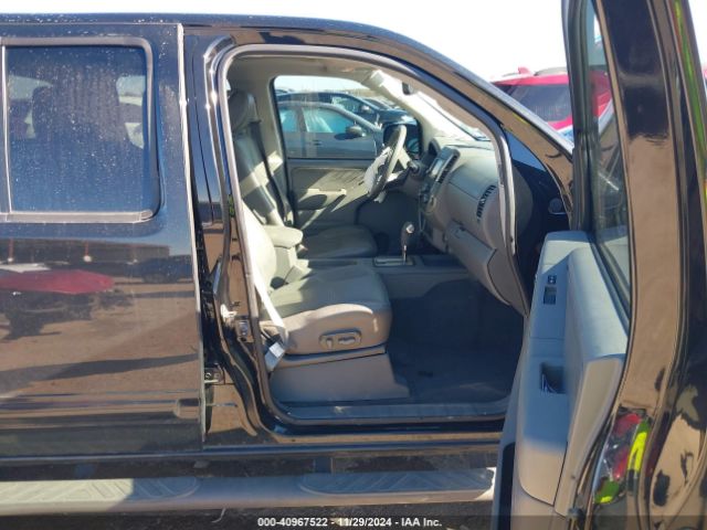 1N6AD0ER5KN738105 Nissan Frontier Sl