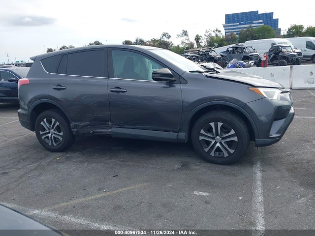 Toyota RAV4 LE 2017 2T3ZFREV0HW364263 Image 13