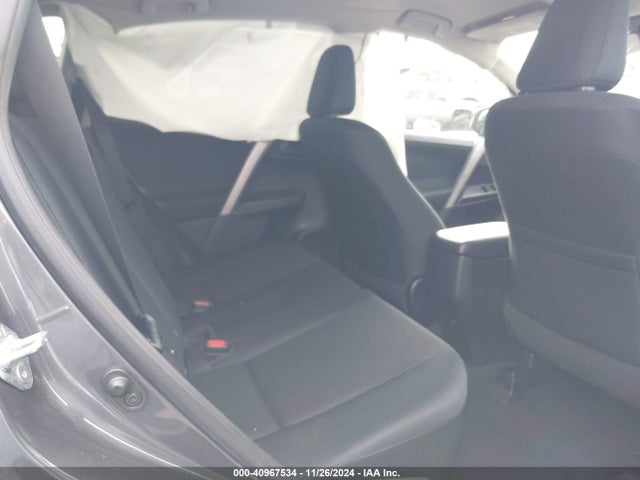 Toyota RAV4 LE 2017 2T3ZFREV0HW364263 Image 8