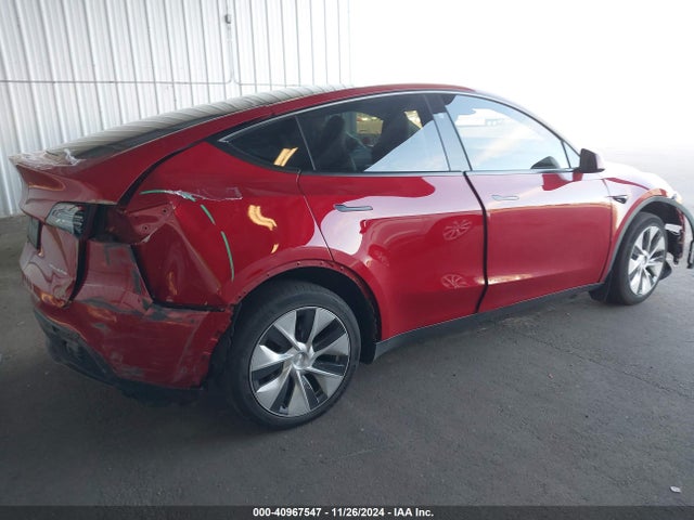 2023 TESLA MODEL Y 7SAYGDEE5PF839148 Photo 3