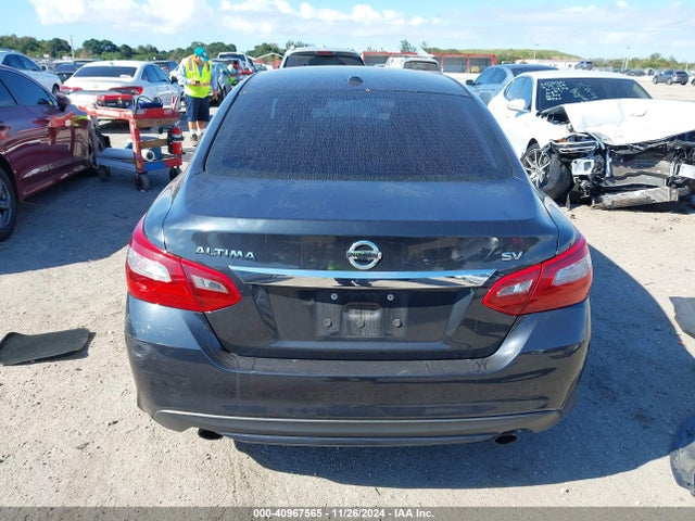 Nissan Altima 2.5 Sv 2018 1N4AL3AP1JC227356 Image 17