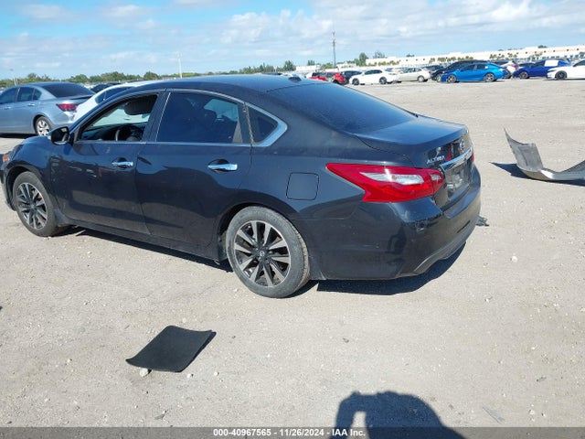 Nissan Altima 2.5 Sv 2018 1N4AL3AP1JC227356 Image 3