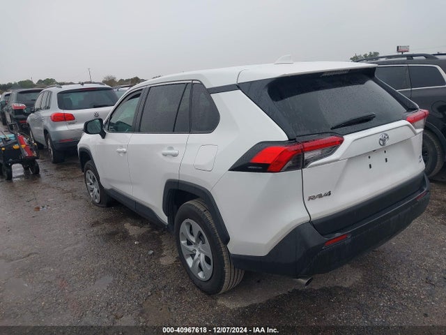 Toyota RAV4 LE 2022 2T3F1RFVXNW290734 Image 3