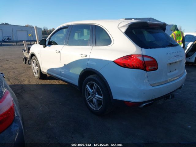 WP1AF2A27ELA44922 Porsche Cayenne Diesel Platinum Edition