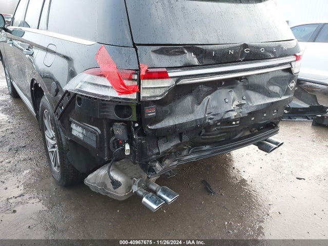 5LM5J0XC9RGL00281 Lincoln Aviator Livery
