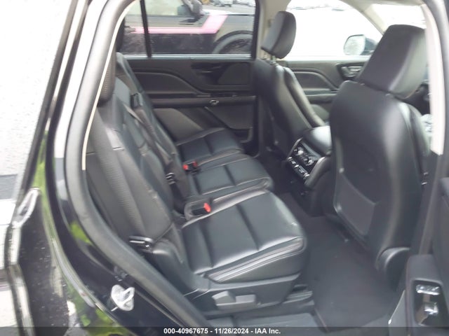 5LM5J0XC9RGL00281 Lincoln Aviator Livery