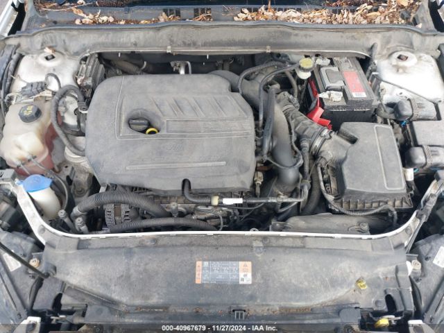 3FA6P0HD3GR149161 Ford FUSION SE