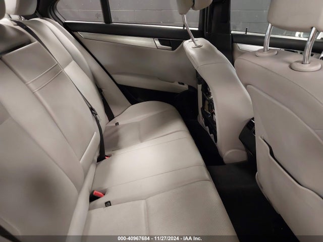 WDDGF8AB9EA912340 Mercedes-Benz C 300 Luxury 4matic/sport 4matic