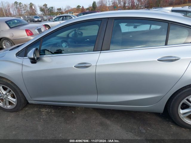 1G1BE5SM2H7236586 Chevrolet Cruze Lt Auto