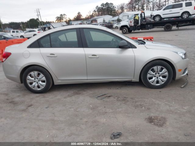 1G1PA5SH3E7334557 Chevrolet Cruze Ls Auto