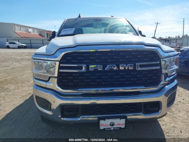3C6UR5DL6NG436788 RAM 2500 Big Horn  4x4 6'4 Box