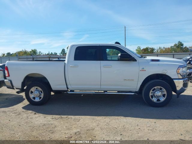 3C6UR5DL6NG436788 RAM 2500 Big Horn  4x4 6'4 Box