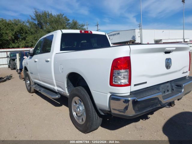 3C6UR5DL6NG436788 RAM 2500 Big Horn  4x4 6'4 Box
