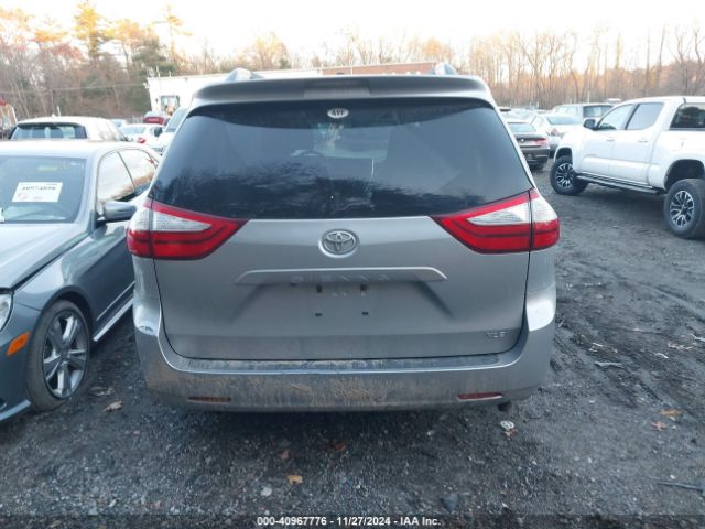 5TDYK3DC6FS604547 Toyota Sienna Xle 8 Passenger