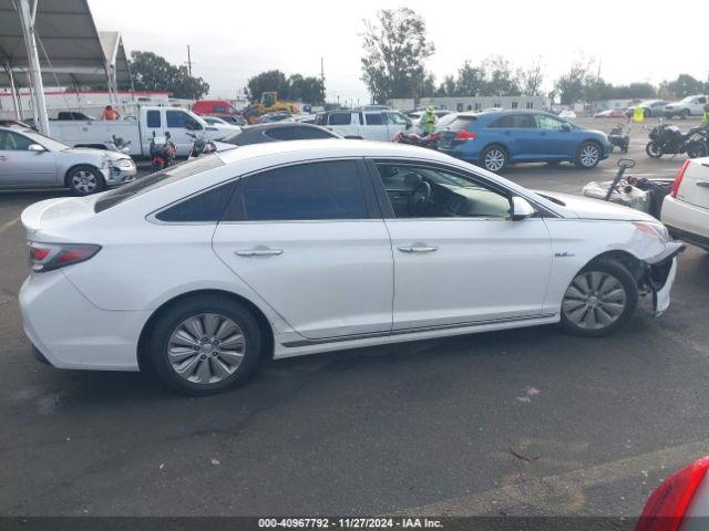 KMHE24L18GA036613 Hyundai Sonata Hybrid Se