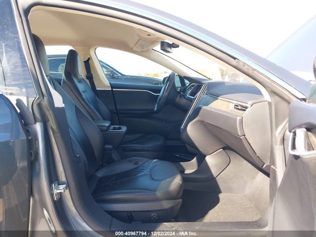 2013 TESLA MODEL S 5YJSA1CN4DFP06768 Photo 4