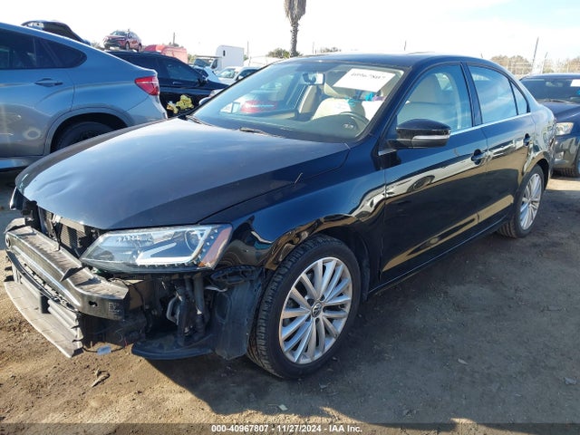 3VWD17AJ4FM309763 Volkswagen Jetta 1.8t Se