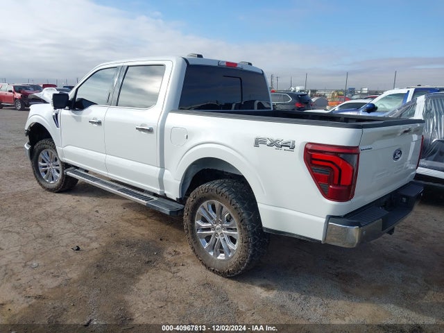 Ford F-150 Lariat 2024 1FTFW5L57RFA60526 Image 3