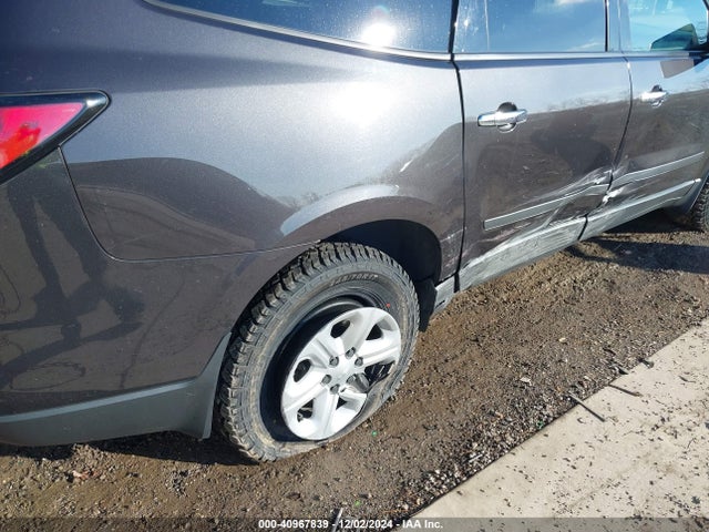 Chevrolet Traverse Ls 2017 1GNKRFKD6HJ197996 Image 17