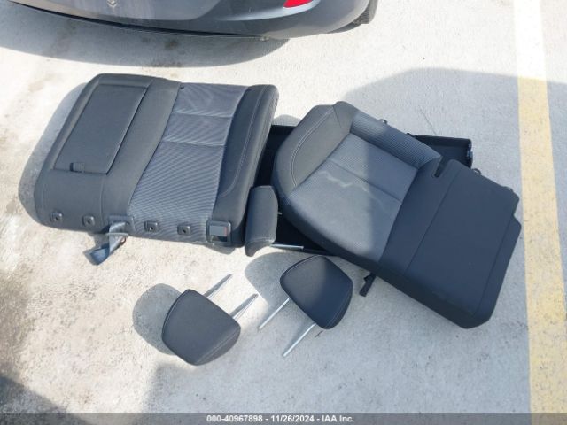 KMHD35LH1GU318893 Hyundai ELANTRA GT