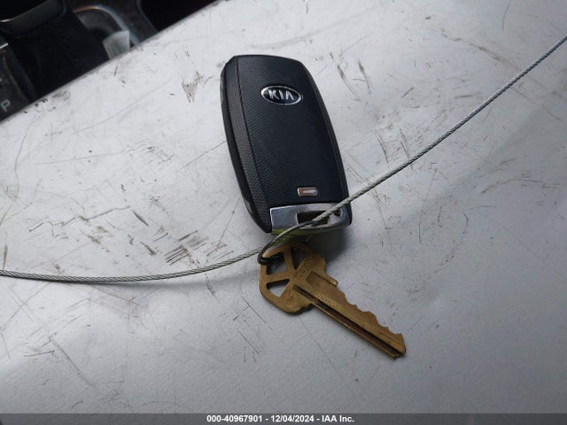 KIA OPTIMA EX 2016 5XXGU4L31GG041567 Image 11