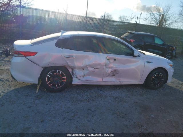 KNAGT4L38H5156446 KIA Optima Lx