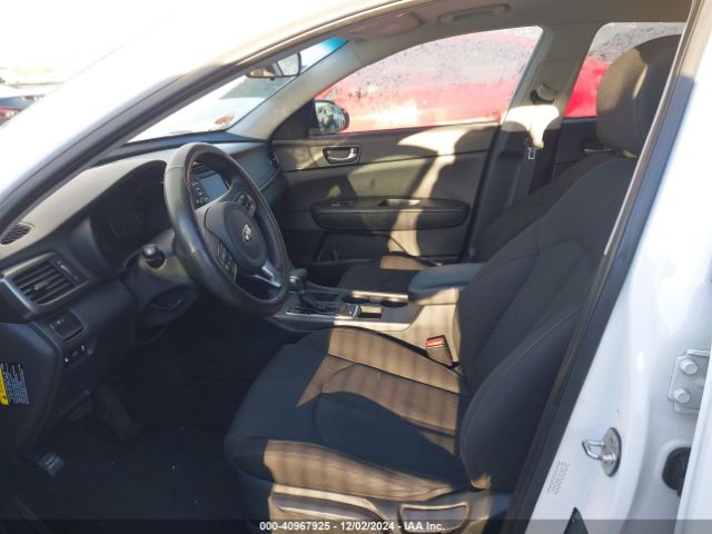 KNAGT4L38H5156446 KIA Optima Lx