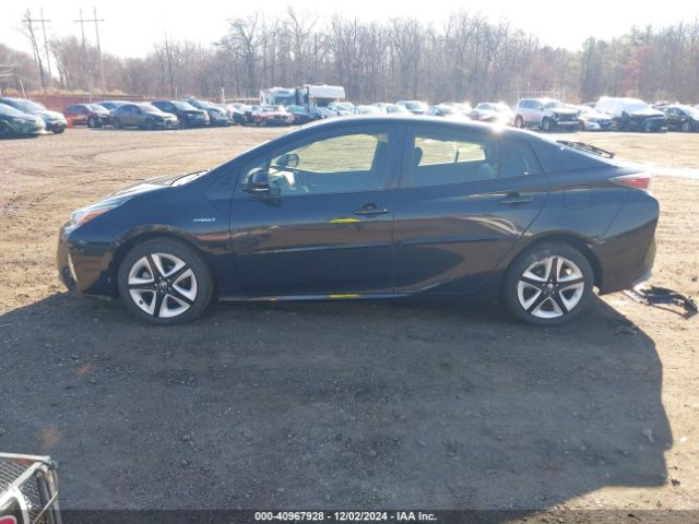 JTDKARFU7G3515302 Toyota Prius Three Touring