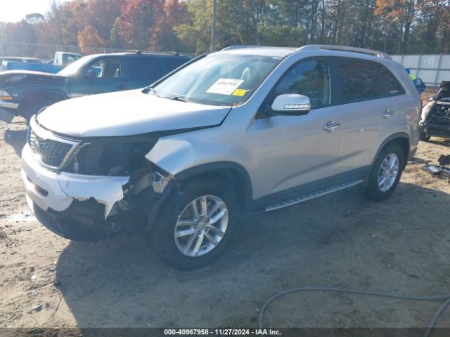 5XYKT3A63FG630201 KIA SORENTO LX