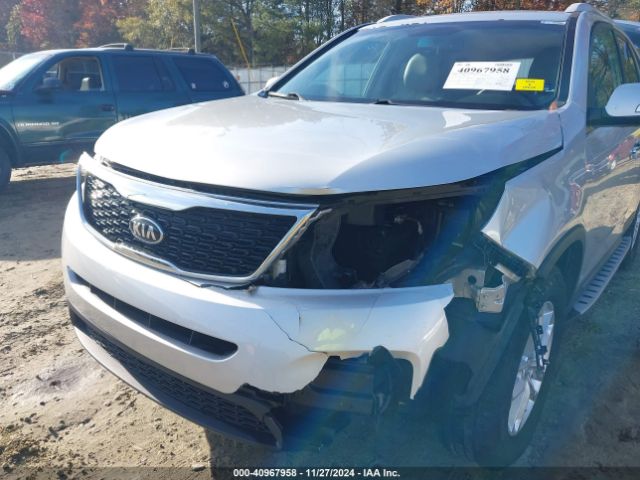 5XYKT3A63FG630201 KIA SORENTO LX