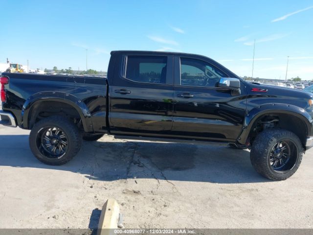 3GCUYDED3MG107977 Chevrolet Silverado 1500 4wd  Short Bed Lt