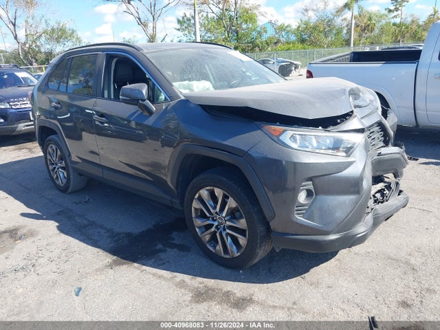 Toyota Rav4 Xle Premium 2019 2T3C1RFV6KC015961 Image 1