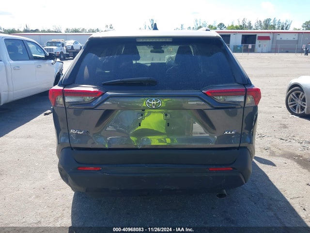 Toyota Rav4 Xle Premium 2019 2T3C1RFV6KC015961 Image 17