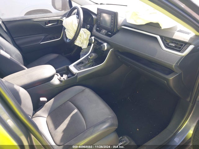 Toyota Rav4 Xle Premium 2019 2T3C1RFV6KC015961 Image 5
