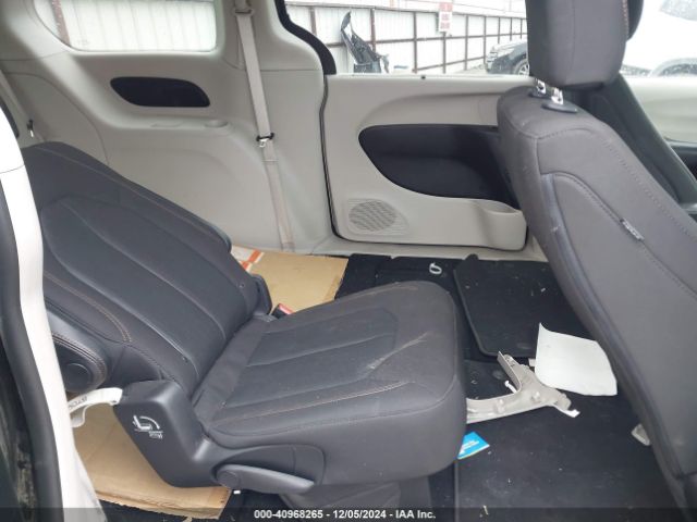 2C4RC1FG9LR200393 Chrysler Pacifica Touring