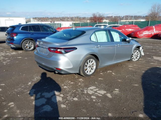 4T1C11AK6MU611127 Toyota CAMRY LE