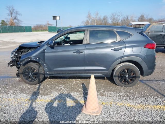 KM8J23A4XKU932814 Hyundai TUCSON SE