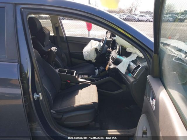 KM8J23A4XKU932814 Hyundai TUCSON SE