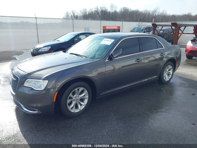 2C3CCAAG6JH320270 Chrysler 300 Touring
