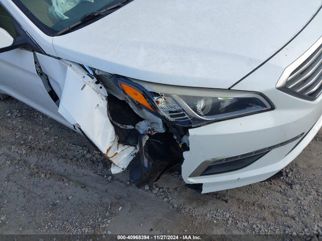 Hyundai SONATA SE 2015 5NPE24AF7FH187792 Image 6