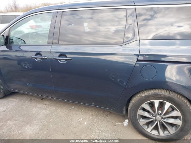 KNDMC5C1XG6157634 KIA Sedona Sx