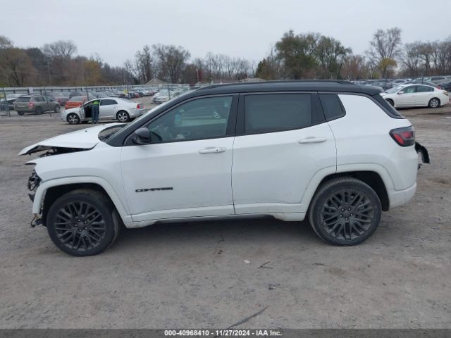 3C4NJDCBXNT119966 Jeep Compass High Altitude 4x4